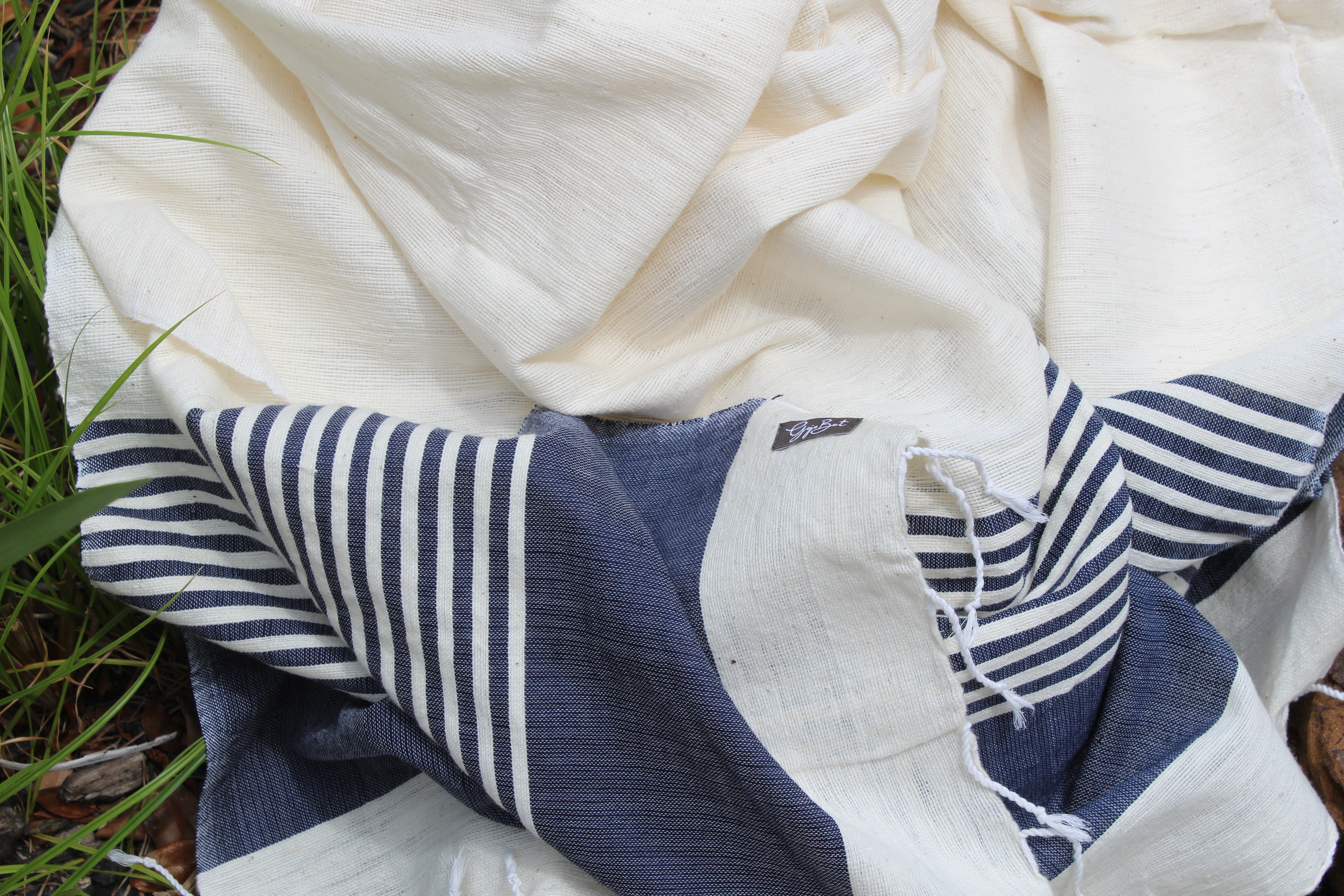 Birhan beach towel / travel blanket
